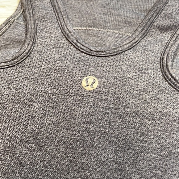 Lululemon Heathered Inkwell Seamlessly Covered Tank - Picture 5 of 13